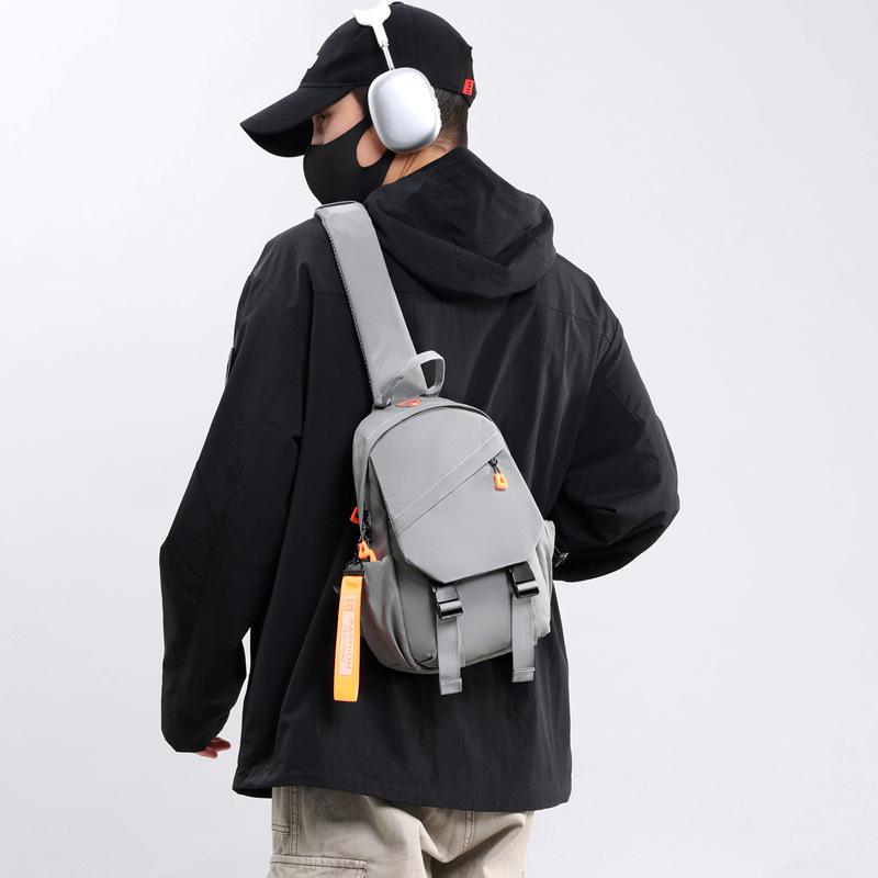 New Men's Chest Bag Korean Version Fashionable Simple Shoulder Bag Multifunctional USB Charging Handheld Crossbody Bag Trend