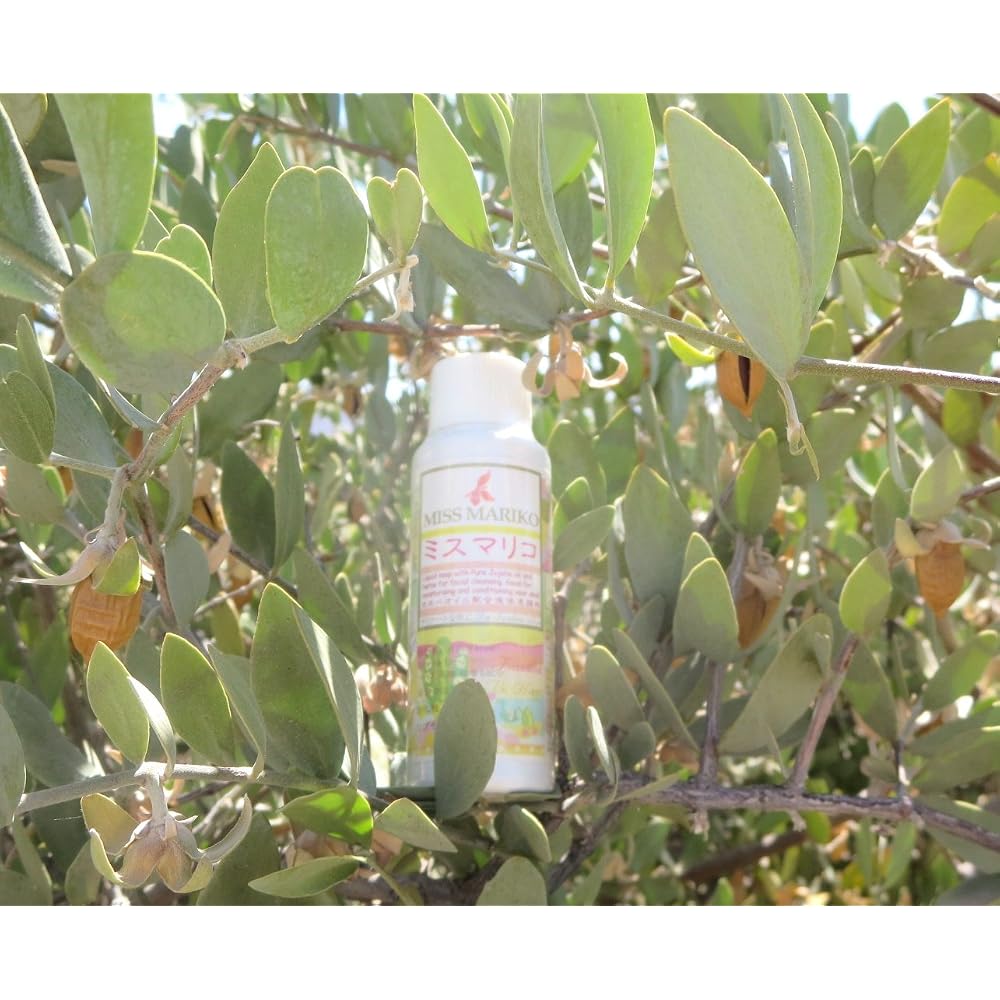 MISS MARIKO Liquid Facial Cleanser