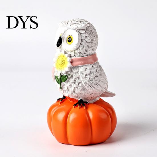 Festival Atmosphere Room Decor Fall Pumpkin Owl Figurine, Resin on Statue with Cute Halloween Desk Accessories Sunflower for Autumn Thanksgiving