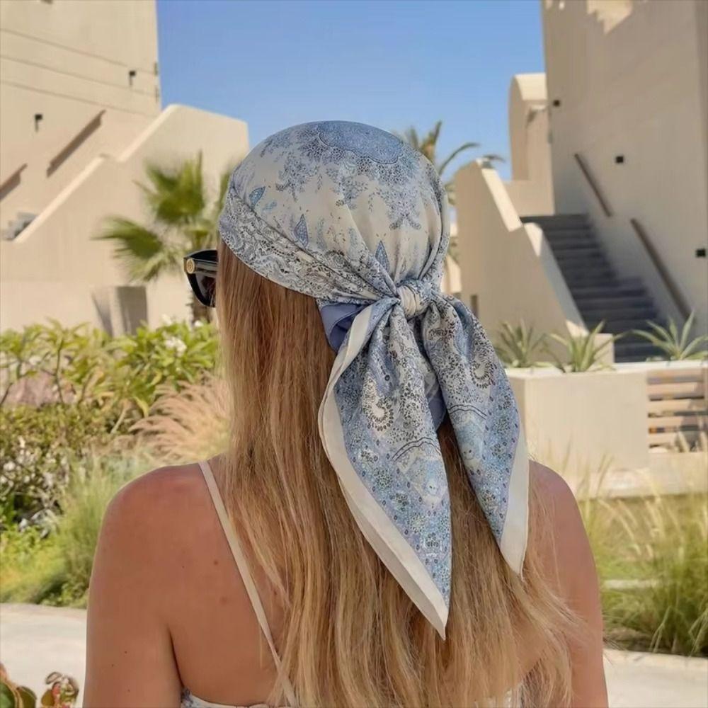 Luxury Square Silk Scarf Printing Design Silk Material Silk Scarves Soft Texture Breathable Women Hairband For Women and Girls