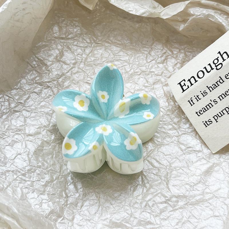 Romantic Frangipani Hair Clips with Printed Hairpins and Flower Hairpins for The Back of The Head