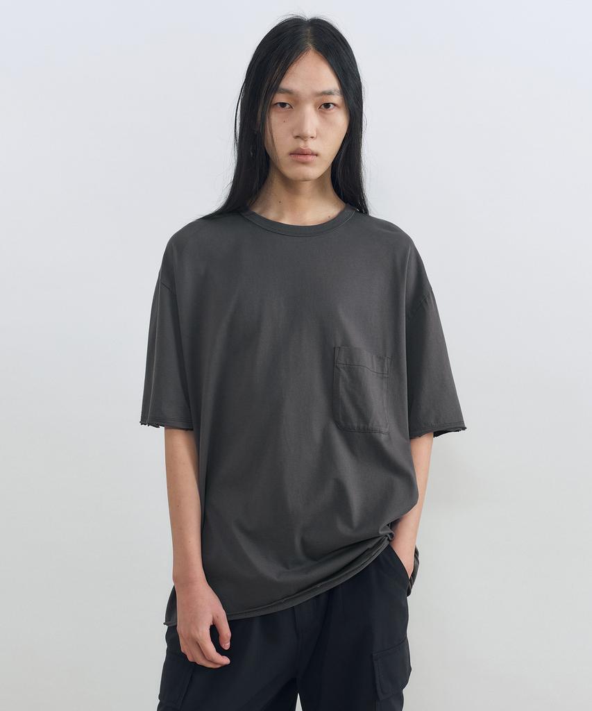 INSILENCE Oversized Cutoff Pocket T-Shirt Charcoal