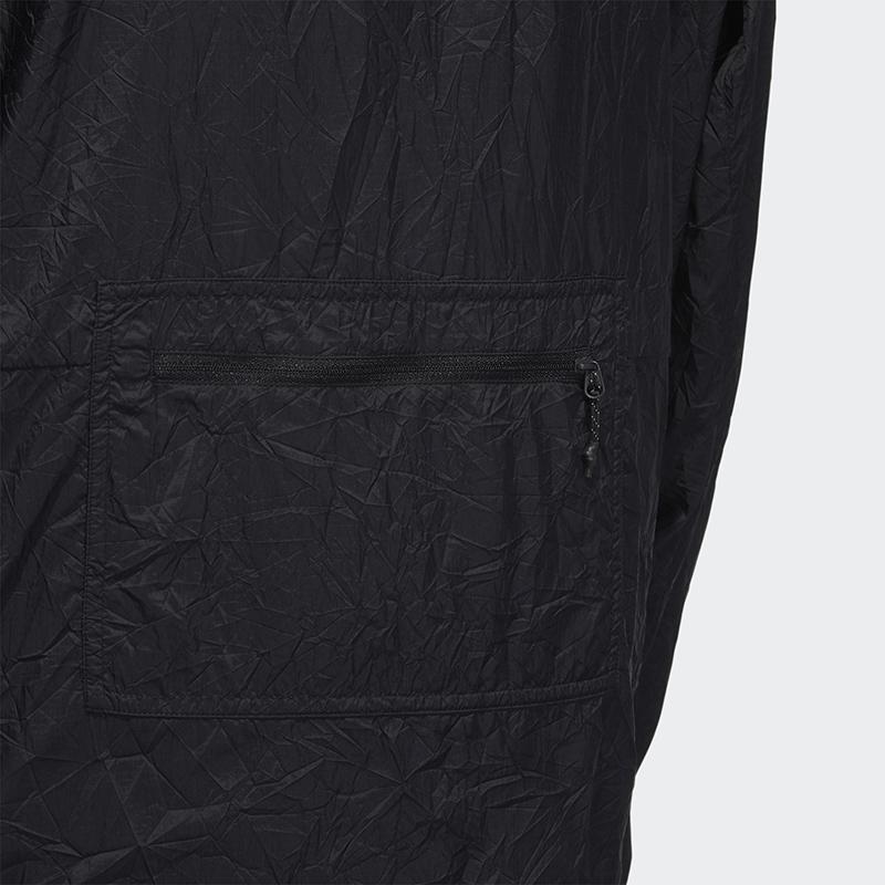 Adidas Bunda Terrex Bao Pack Větrovka s kapucí s kontrastními síťovanými kapsami Pánské svrchní oblečení Černá GN7601