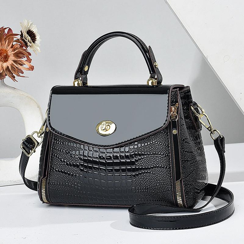 Chic Trendy Crossbody Handbag With Chain Elements And Secure Zipper Closure For Moms