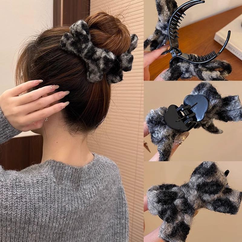 Autumn and Winter Woolen Bow Hair Clips Women's Bun Hair Clips Horse Tail Shark Clips Leopard Print Hair Clips