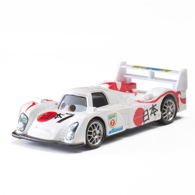 Bilar leksak Pixar Cars Blixten McQueen Jackson Storm Bärgarn Sally Sheriffen 1 : 55 Legering Tryckgjutning Miniatyrbil Pojke Julklapp