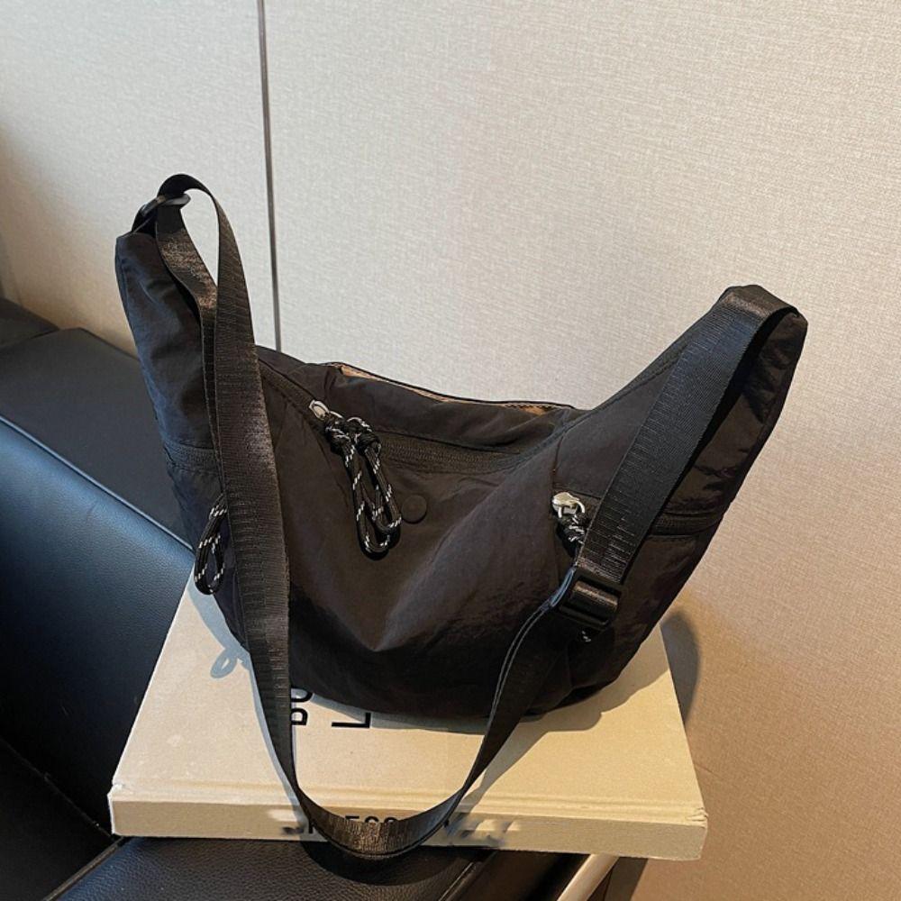 Large Capacity Nylon Dumpling Bag Solid Color Underarm Bag Portable Sports Shoulder Bag  Girls