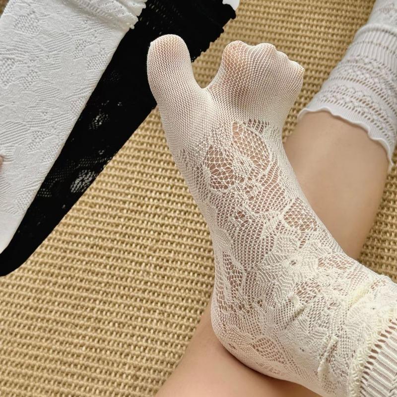 Two-toe Thin Style Stockings - White Ballet-style Retro Elegant Calf Socks - Breathable Thin Style with Openwork Design - Layered Stockings for Women