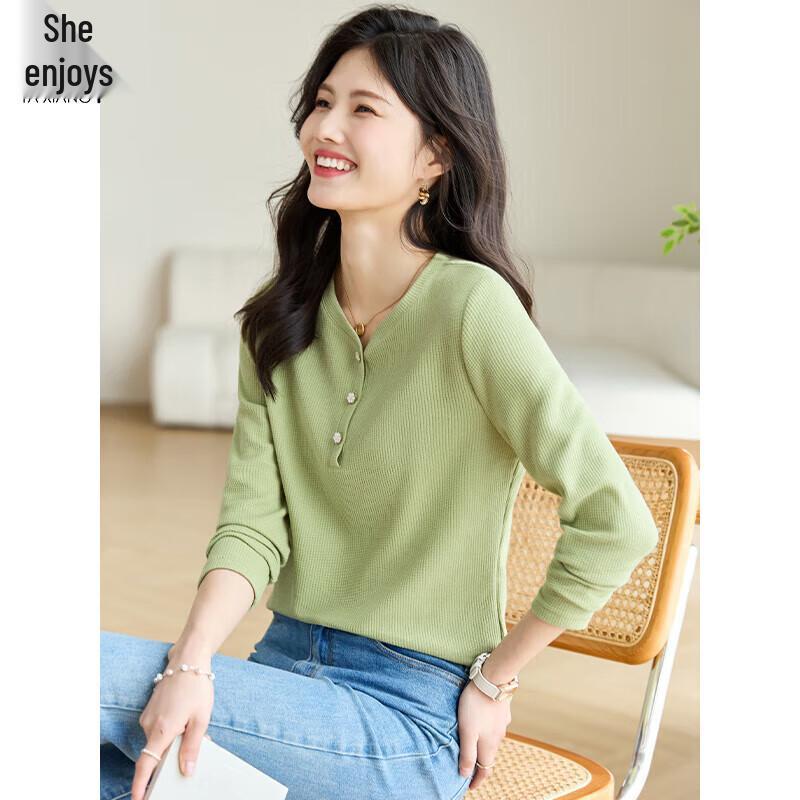Women s V-Neck Long-Sleeve Slim-Fit T-Shirt M
