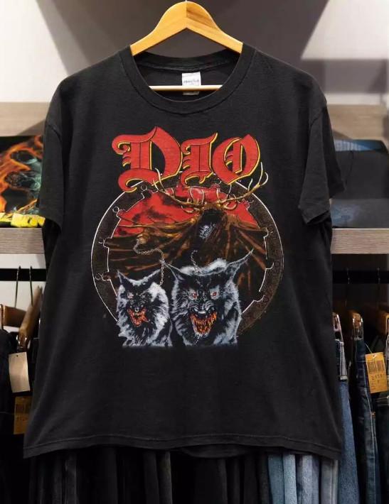 1990 Ronnie James DIO Lock Up the Wolves Signed World Tour T shirt Unisex T-Shirt XL