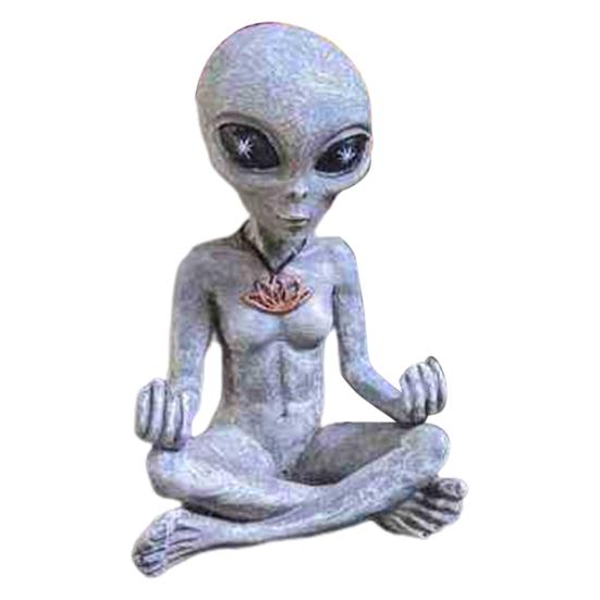UV Protected Alien Garden Ornament Statue Hand-Painted Funny Rude Alien Sculpture Home Decor Yard Ornament