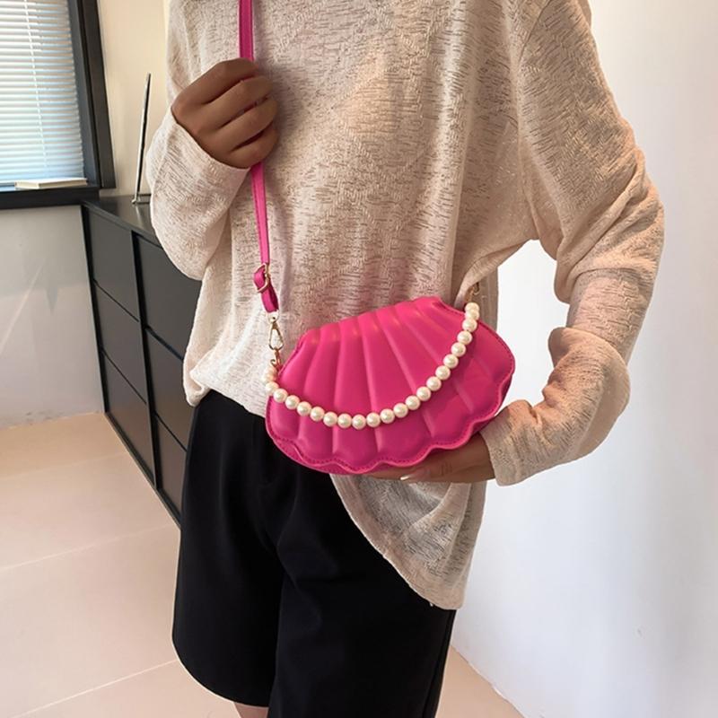 Women Pearl Chain Handbag Fashion Seashells Evening Bag Trendy Shoulder Crossbody Bag Girls All-matching Messenger Bag