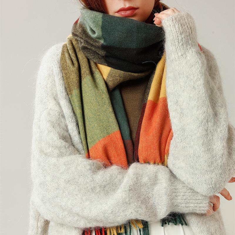 2025 Elegant Women's Striped Plaid Shawl – High-End Autumn/Winter Fashion Scarf