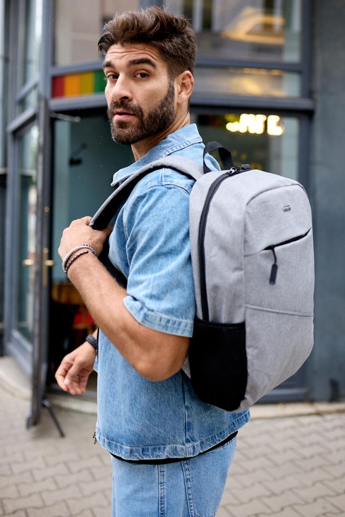 Large men's laptop backpack with USB port - Peterson