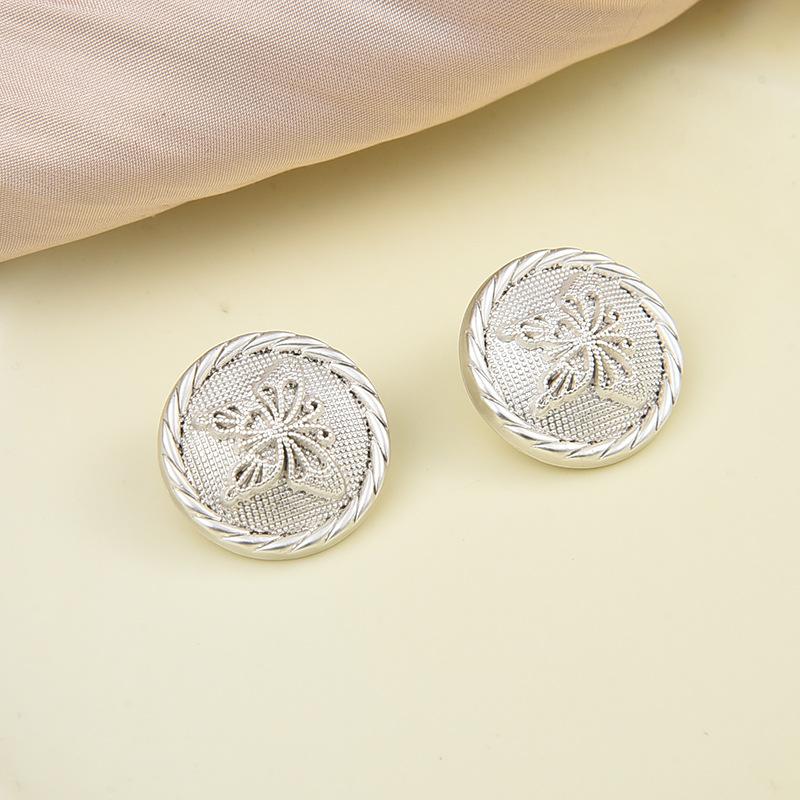 10 buc. Nasturi cusuți manual din metal Guofeng noi, mici, parfumați, inimă de vânt, din aliaj de fluturi, nasturi decorativi, nasturi pentru haine în formă specială