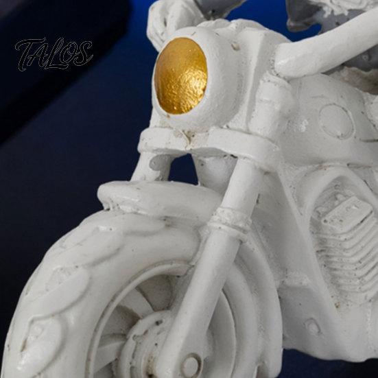 Skeleton Motorcycle Ornament Halloween Ornament, Resin Figurines, Durable Matte Finish Figure Collectible Statue, for Boy Desktops E-Sports Rooms Bars