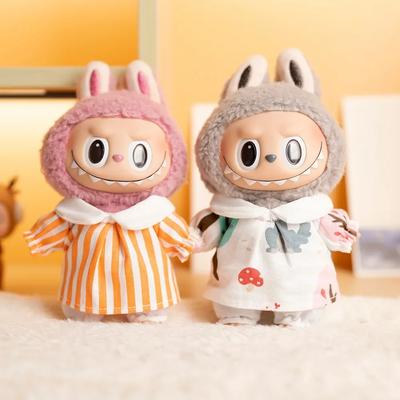 Ropa y accesorios para muñecas de peluche de 17 cm, conjunto de dos piezas con camisa y pantalones cortos, ideal como regalo para niñas.