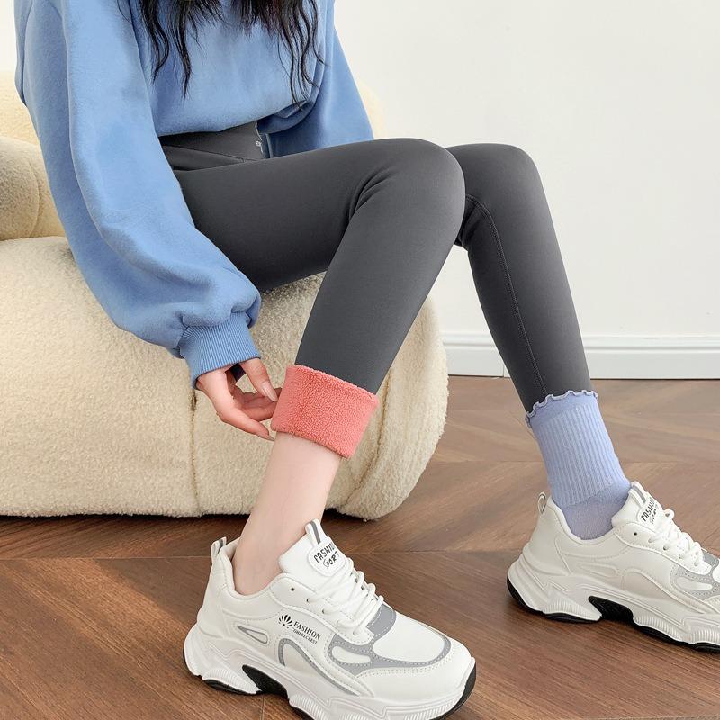 

Бархатные брюки-акула женские для осени и зимы, спортивные, с утягивающим животик и ягодицы эффектом, теплые верхние леггинсы, облегающие брюки для йоги большого размера 4XL