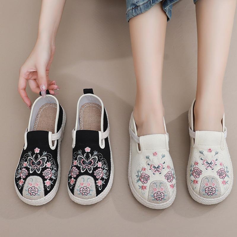 Butterfly embroidered shoes, Chinese Hanfu shoes, new summer baotou casual trend fisherman cloth shoes