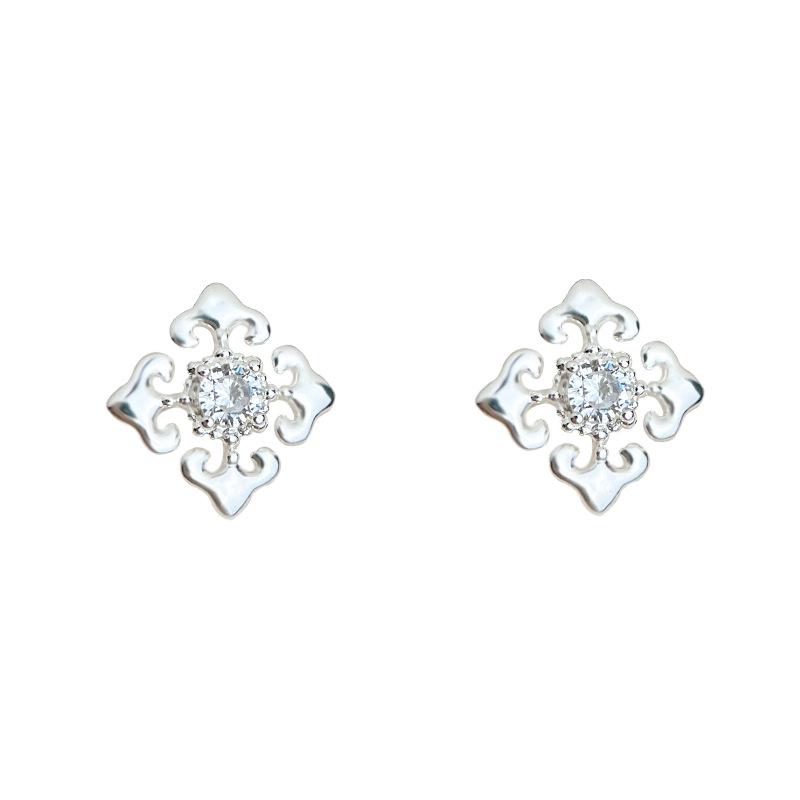 Retro Chinese Style Real Gold Zircon Stud Earrings with S925 Silver Needle - Light Luxury