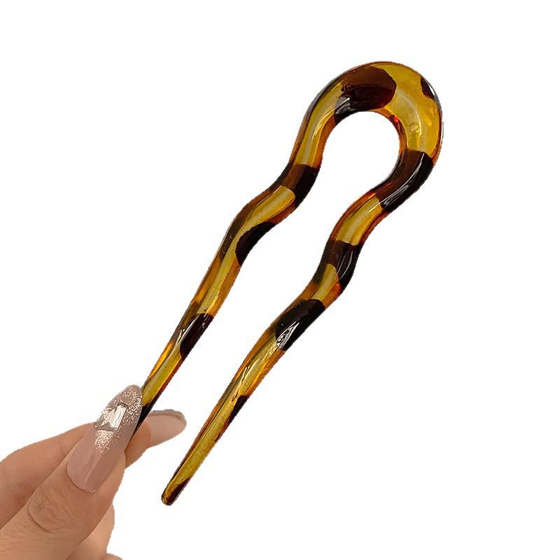 Elegante U-förmige Haarnadel: Moderne Interpretation des traditionellen chinesischen Brötchen-Kopfschmucks für Frauen