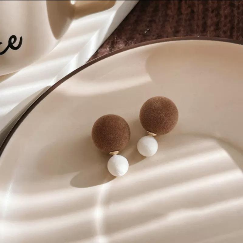Elegant Two-Tone Round Ball Earrings: Double-Sided, High-End, Cute Studs for Daily Wear