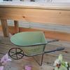 Klassische Eisenkunst Einradkarre für Gartendekorationen Metallschubkarre Kleiner Pflanzkasten Blumentöpfe Pflanzenbehälter Geschenk