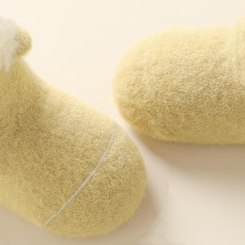 Newborn Plush Sock Winter Warm Kids Middle Tube Socks Thicken Velvet Anti-Cold Baby Footwear Cute Cartoon Children Socks