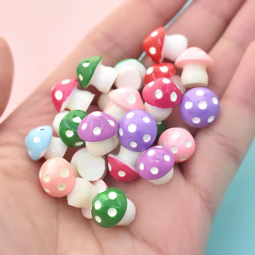 Hot Sale 100pcs Per Bag Small Colored 3D Mushroom Resin Charms Artifical Style for Keychain and Earring Souvenir