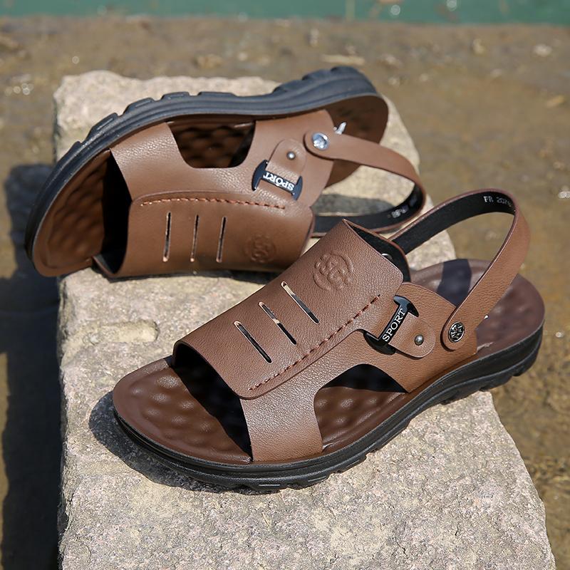 Fashion New Arrival Mens Casual Leather Beach Sandals Man Two Ways To Wear Slippers and Sandals Outdoor Half Flats Comfortable Sandals