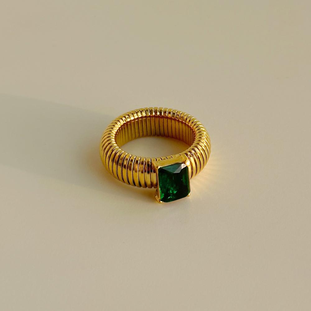 Punk Exaggerate Multicolour Crystal Rings for Women 18K Gold Plated Waterproof Twist Square Thick Ring Hiphop Vintage Jewelry