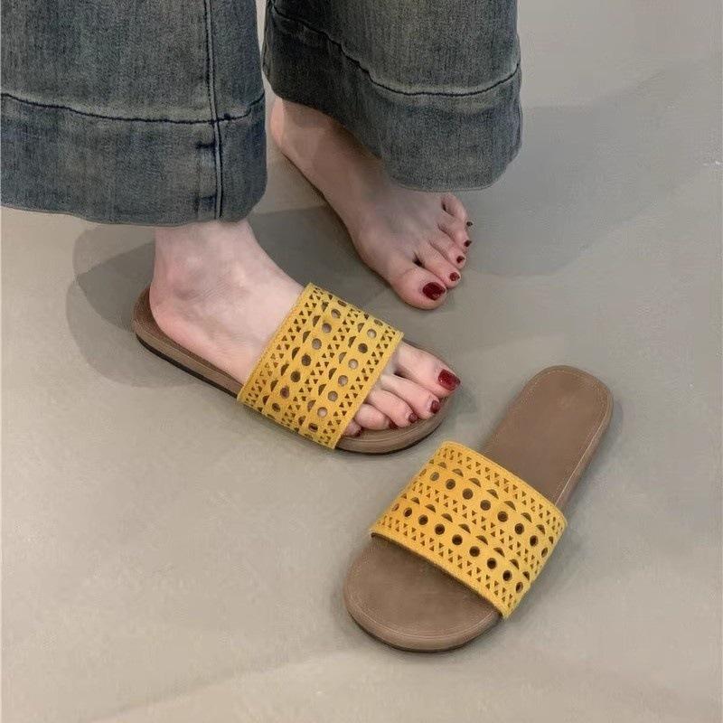 Design Sense Niche One-word Sandals Summer 2025 Retro Woven Hollow Open-toed Outer Wear Cool Slippers Women's Shoes