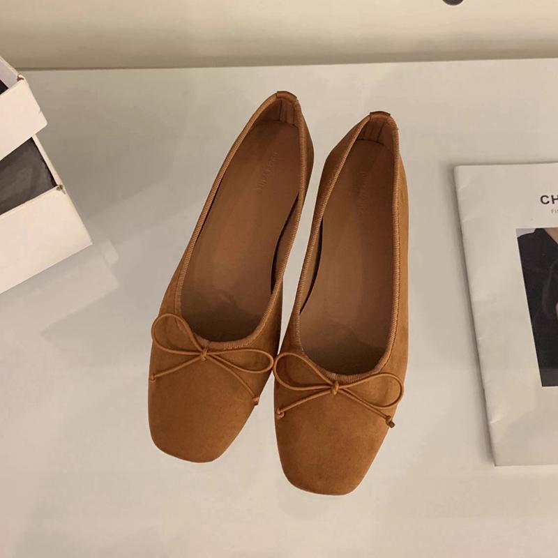 Mode SUOJIALUN Frühling Neue Marke Damen Flats Mode Runde Zehe Flach Slipper Ballerinas Schuhe Weicher Flacher Absatz Outdoor Bootsschuh