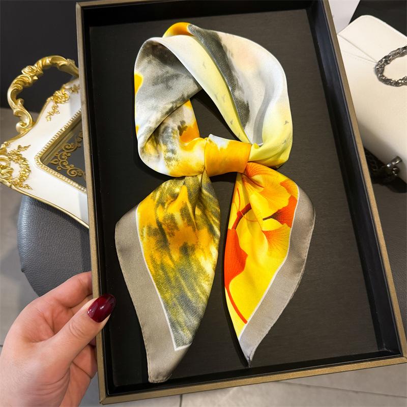 70*70Cm Designer Print Scarf Women Silk Scarves Bandana Hijab Neckerchief Shawl Kerchief Summer Hair Band Foulard Lady Luxury