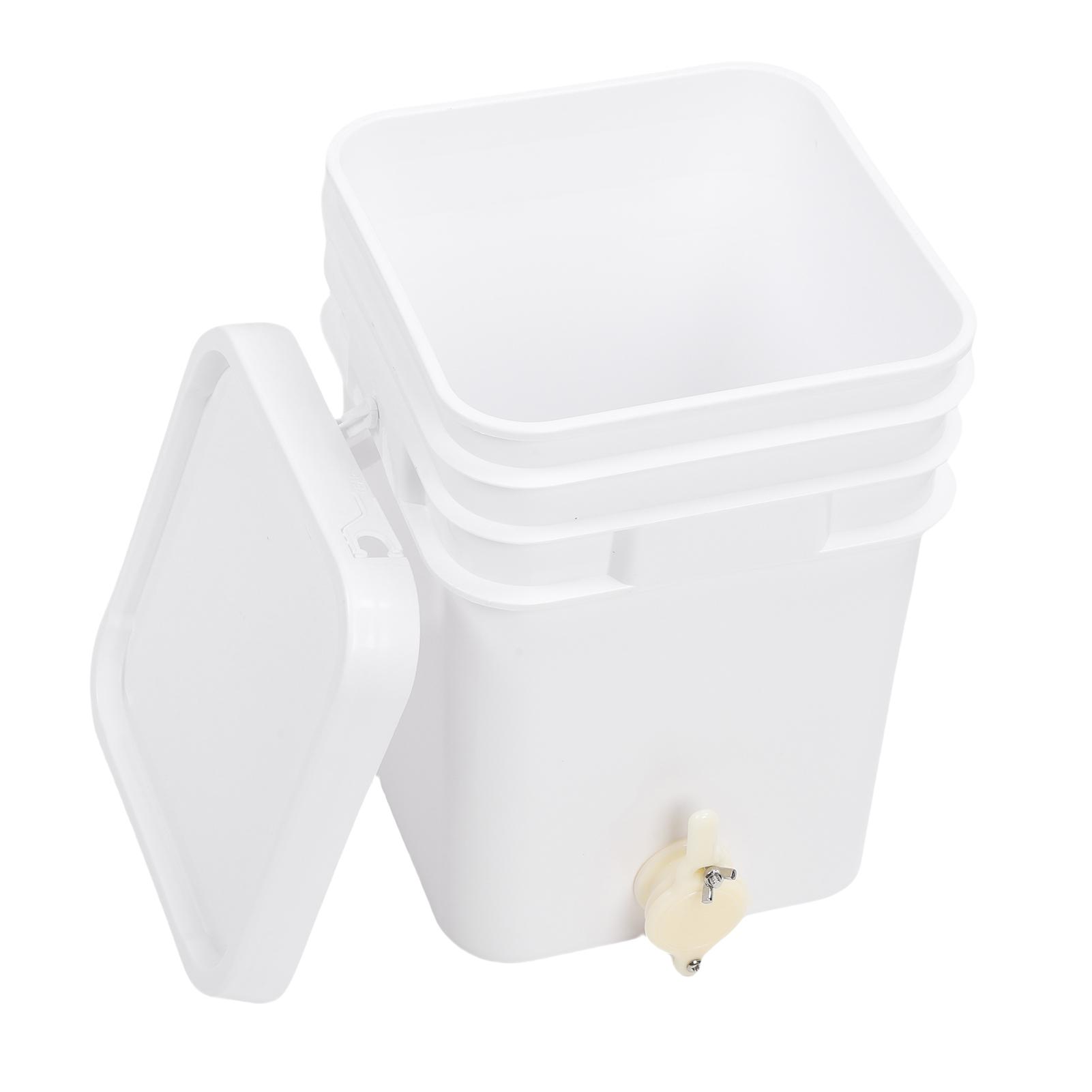 

Honey Bucket 20L 39x27x27cm Square Plastic Honey Extractor with Gate and Lid for Beekeeping