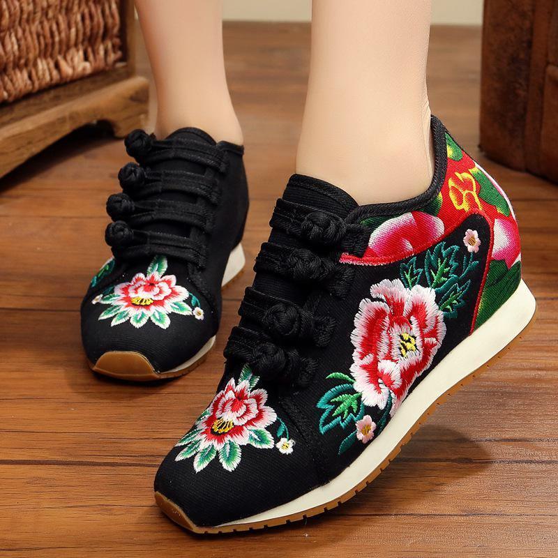 Inside Fashion Sports Increases Chinese Embroidered National Sneskers Shoes