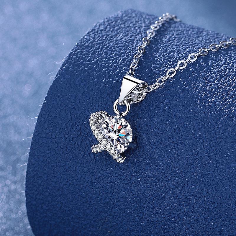 Luxury Four-Leaf Clover Windmill Pendant Necklace with Full Diamond Eight Hearts and Arrows Cut for Women