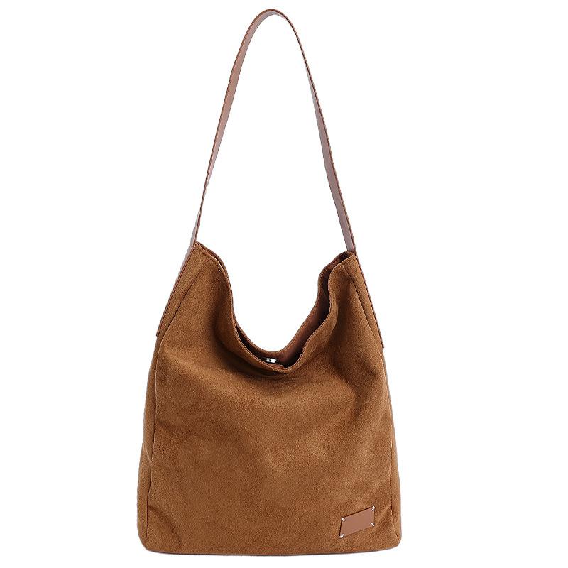 Retro Matte Niche Underarm Bag 2025 New Versatile Women's Bag Popular Shoulder Messenger Bag Fashion Tote Bag