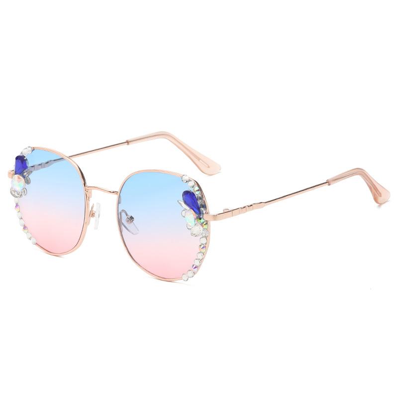 Crystal sunglasses fashionable frame elegant womens diamond-set street shot sunglasses anti ultraviolet rays