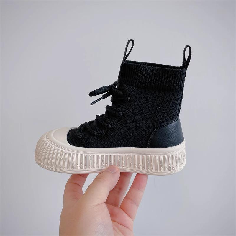 Nuevas botas de otoño para niños, zapatos para niñas, calcetines tejidos en el extranjero, botas cómodas antideslizantes para niños, botas individuales