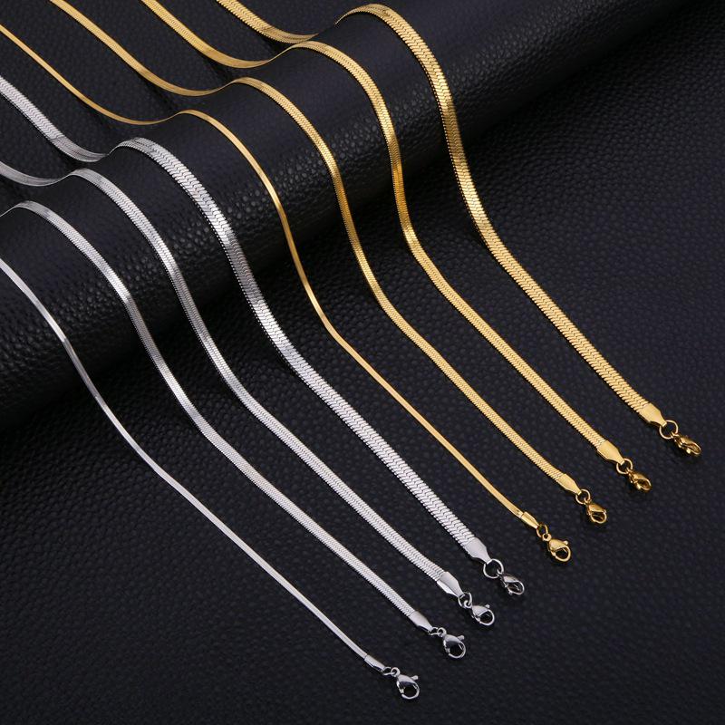 18 Karat Gold Ins-Stil Titanstahl Choker-Halskette: Exquisite Schlüsselbein-Kette für Damen