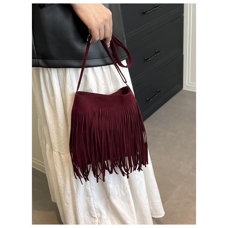 New Fashion Suede Bucket Bag for Women Soft Touch Fringe Crossbody Shoulder Purse Trendy Casual Handbag