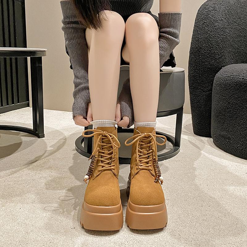 Platformlaarsjes, chunky model, nieuw in de collectie korte schoenen voor dames, winter 2026, populaire aanbieding, herfst, hoogwaardige laarsjes, trendy enkellaarsjes voor dames