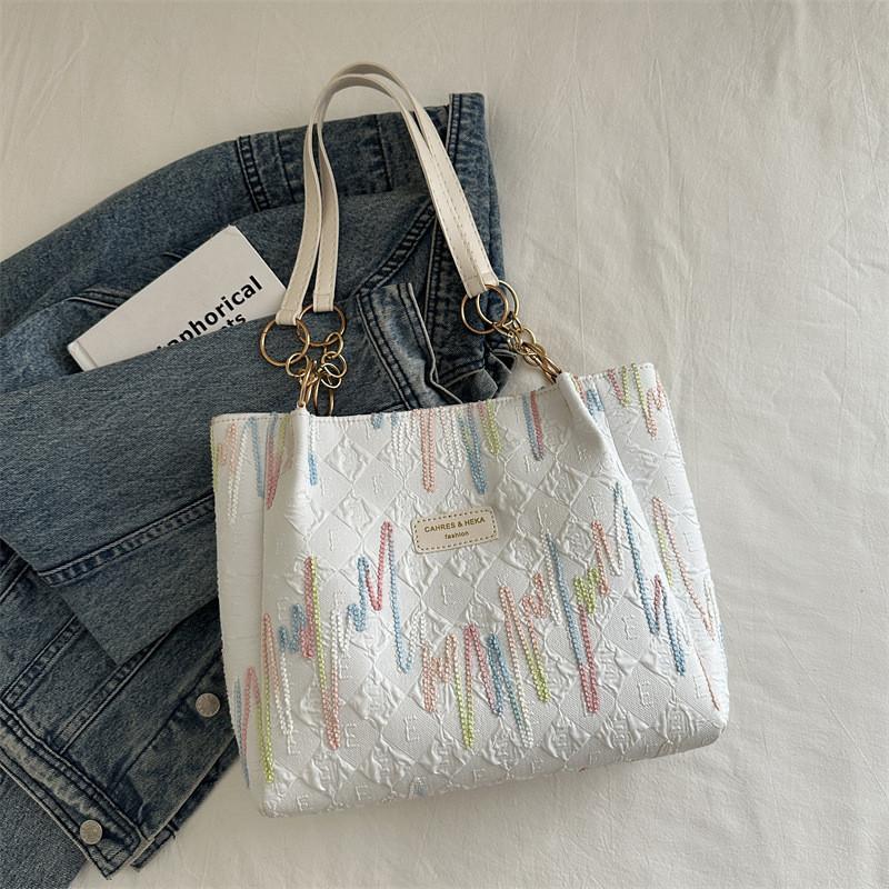 

Stylish New 2024 Large Capacity Tote Bag For Commuting In Trendy Summer Colors білий