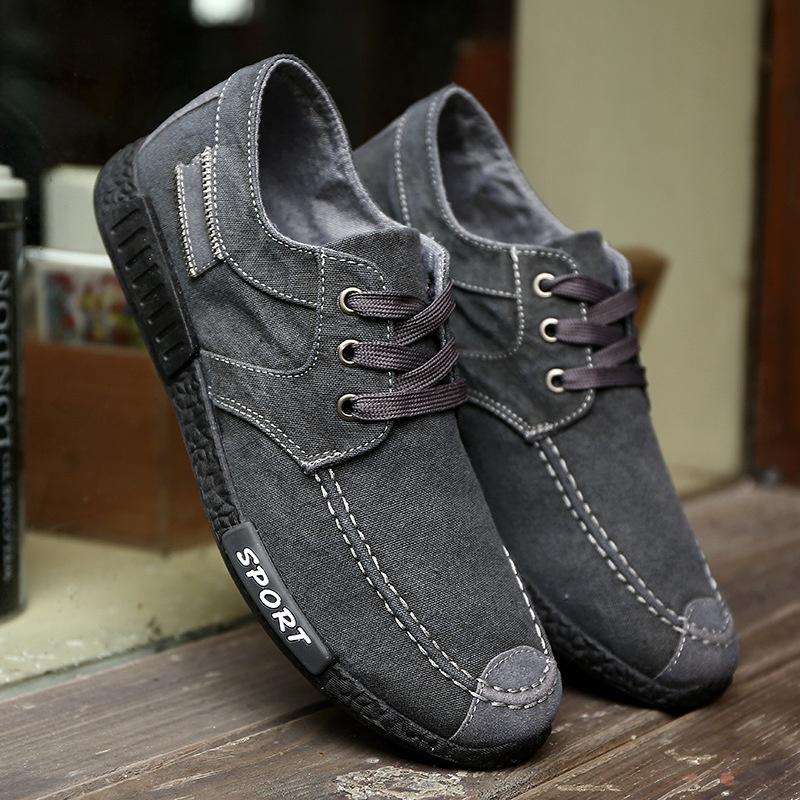 Versatile Fashion Men's Denim Canvas Shoes Ideal For Casual Sports Activities Size 39-44