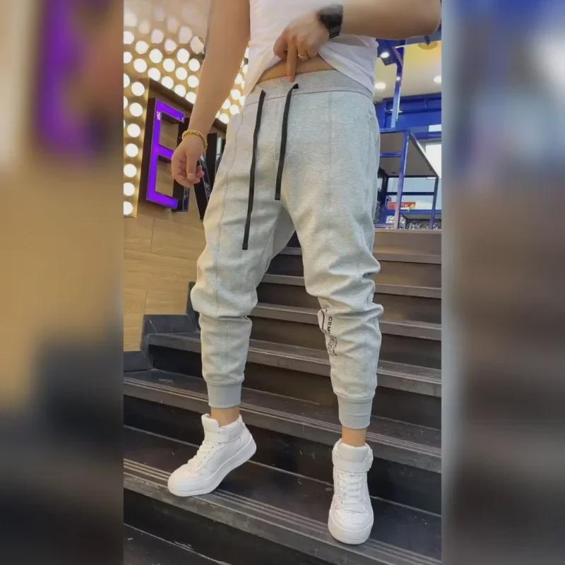 Schwarze Slim-Fit-Jogginghose mit Kordelzug für Herren – trendige Freizeitkleidung für Frühling/Herbst