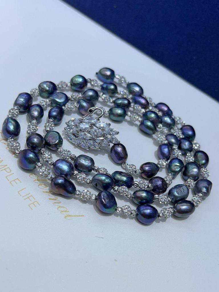 High-End Mixed Color Pearl Necklace: Versatile Beaded Sweater Chain for Women
