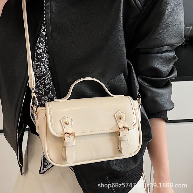 2025 New Mori Cute Simplicity Hand Shoulder Messenger Bag Carrying Foreign Style Small Bag Women's Hand Small Square Bag