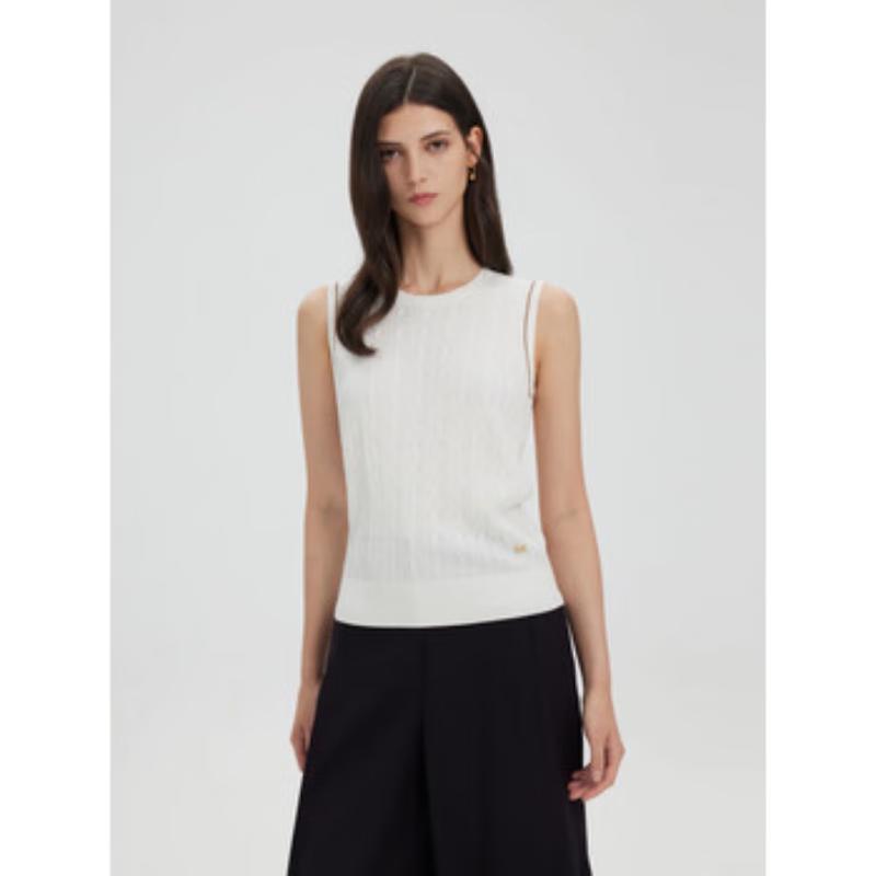 Scofield Women's Holiday Style Cable Knit Vest