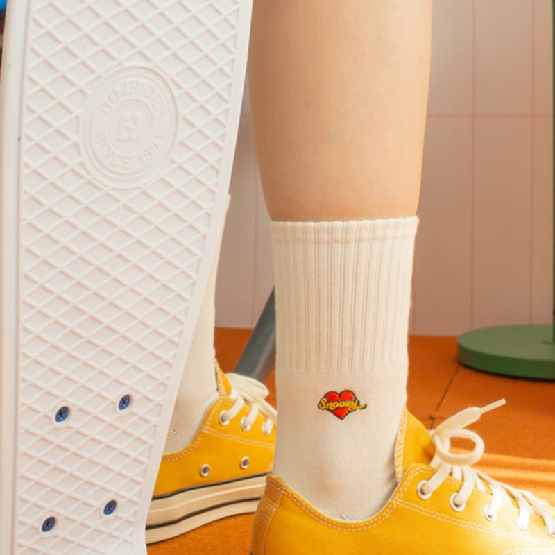 SNOOZY Snoozy Dog Logo Embroidered Socks (White Beige)